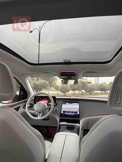 مرسيدس بنز إي كيو إي SUV